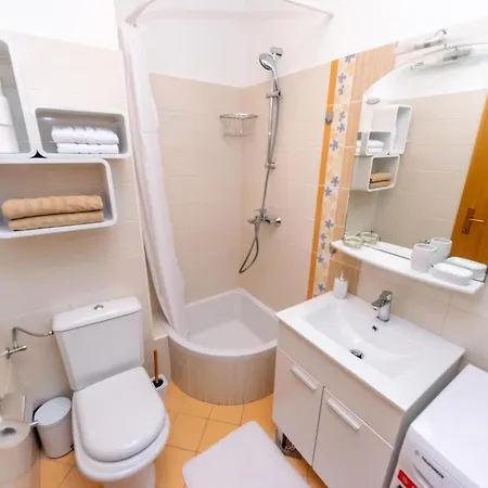 With Parking Space - 24138 شقة زادار